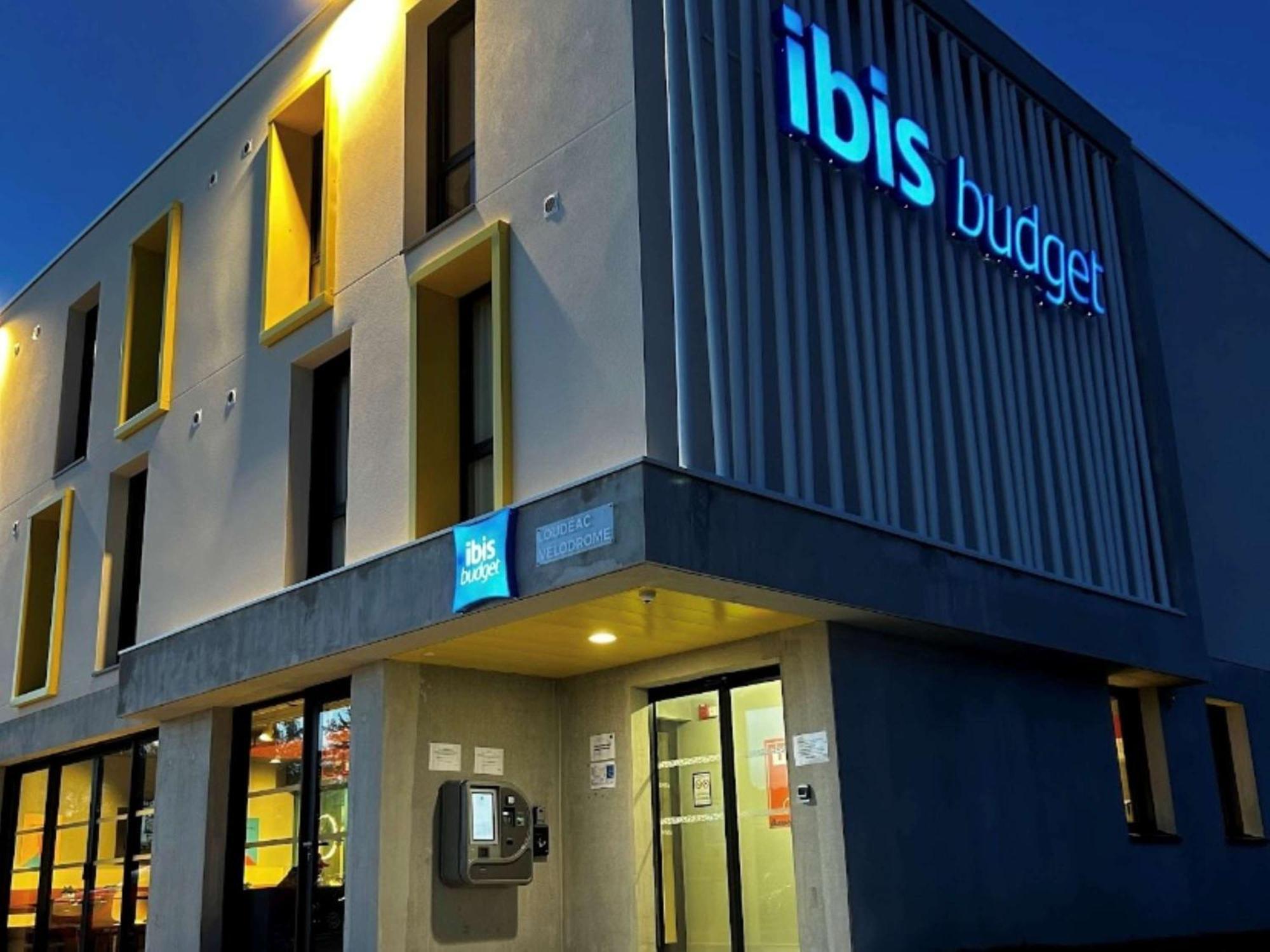 Ibis Budget Loudeac Velodrome Εξωτερικό φωτογραφία